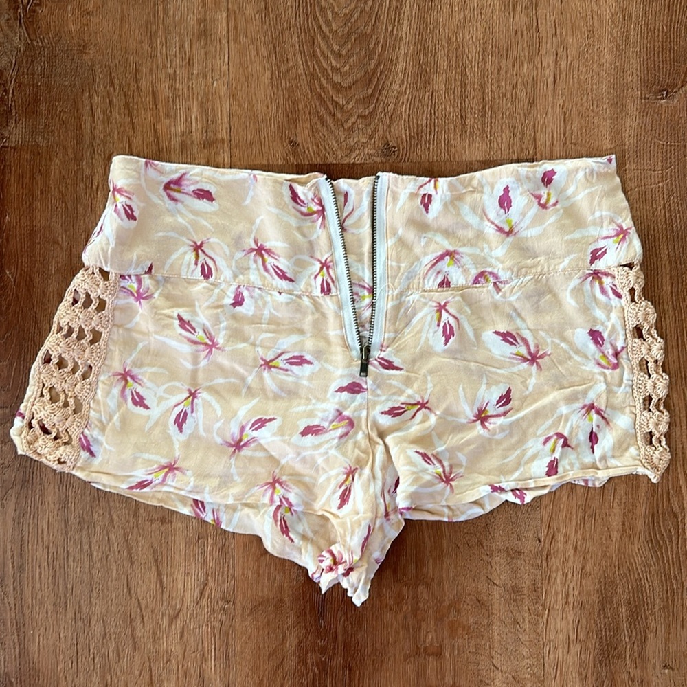 Acacia crochet detail cheeky shorts